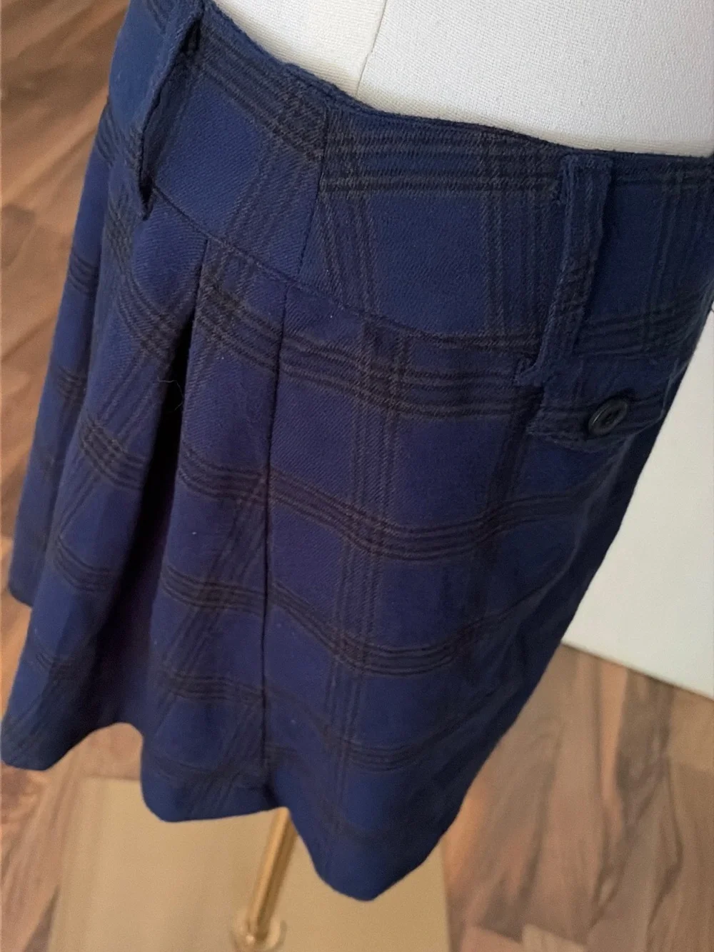 Dark Navy / Gray Plaid Wrap Mini Skirt, Soft, Large, EUC